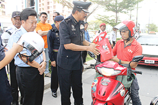 Ops Selamat launched,  400 cops monitoring